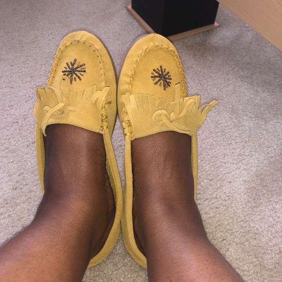 Yellow (mustard color) Flats - Picture 1 of 2
